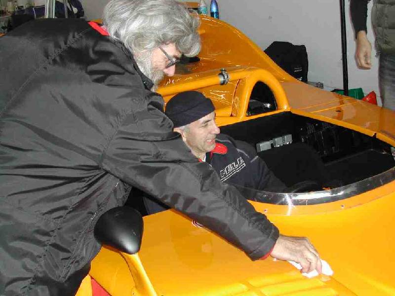 MARTINS RANCH Corvette Vintage Racing green hell porsche 4 